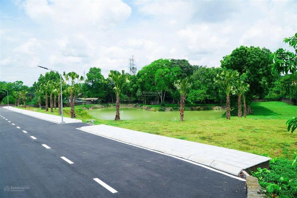 Bán đất gần khu công nghệ cao hòa lạc 100m2, mặt tiền 7m, sổ đỏ sẵn, giá 1.9 tỷ