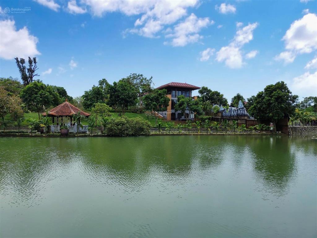 Chính chủ bán đất 100m full thổ cư view hồ giá 2 tỷ hoà lạc gần đại học quốc gia và đại học fpt