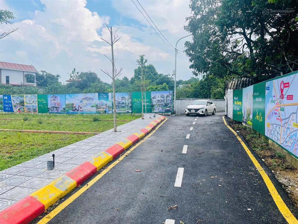 Bán đất xã phú cát  hòa lạc chỉ nhỉnh 2 tỷ gần đại học quốc gia và khu công nghệ cao