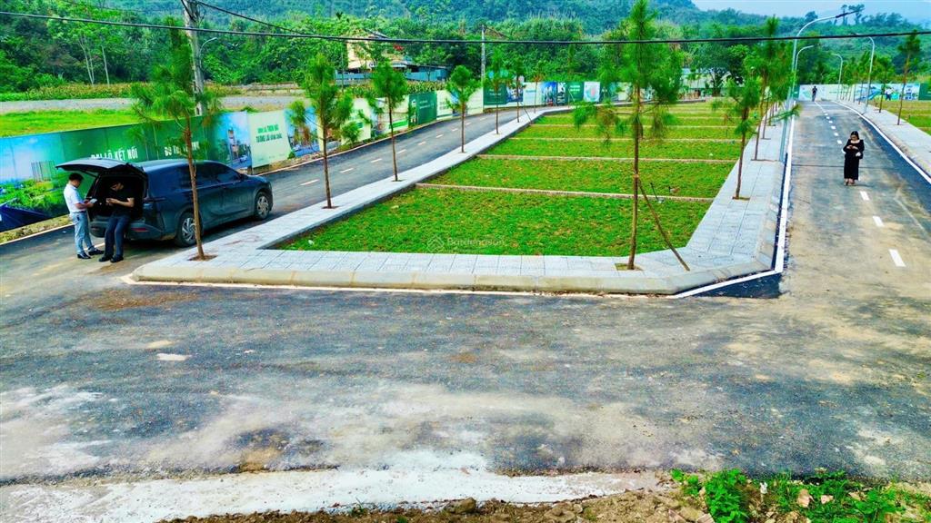 Cần bán gấp lô góc 105m2 trung tâm xã phú cát giá cắt lỗ cho khách thiện chí