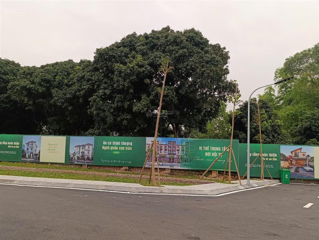 Chính chủ bán đất đồng trạng chỉ 2.5 tỷ view hồ tuyệt đẹp, sát tổ hợp villa, gần đại học quốc gia