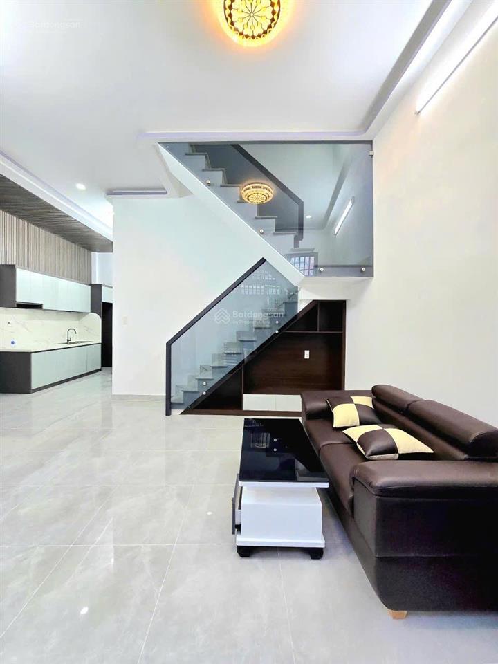 Bán nhà sh riêng,hỗ trợ bank,hẻm huỳnh tấn phát,nhà bè,dt 6x9,xd 1 trệt 1 lầu,3pn 2 wc,giá 4 ty 379