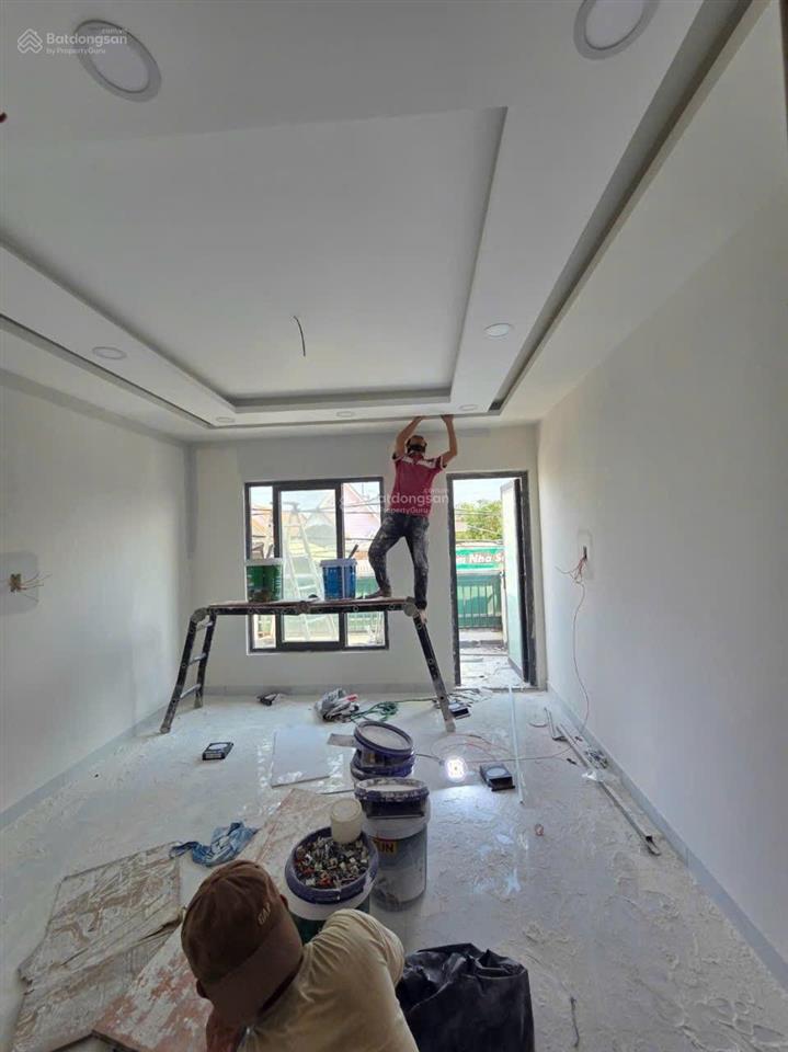 Bán nhà đsh góc mt đường lvl nhơn đức nhà bè. dt 3.6x11 xd 1 trệt,1 lầu ,2pn 2wc giá 2ty479. huy