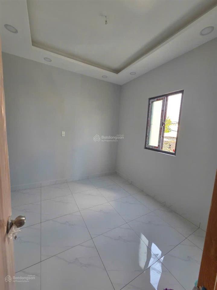 Bán nhà đsh góc mt đường lvl nhơn đức nhà bè. dt 3.6x11 xd 1 trệt,1 lầu ,2pn 2wc giá 2ty479. huy