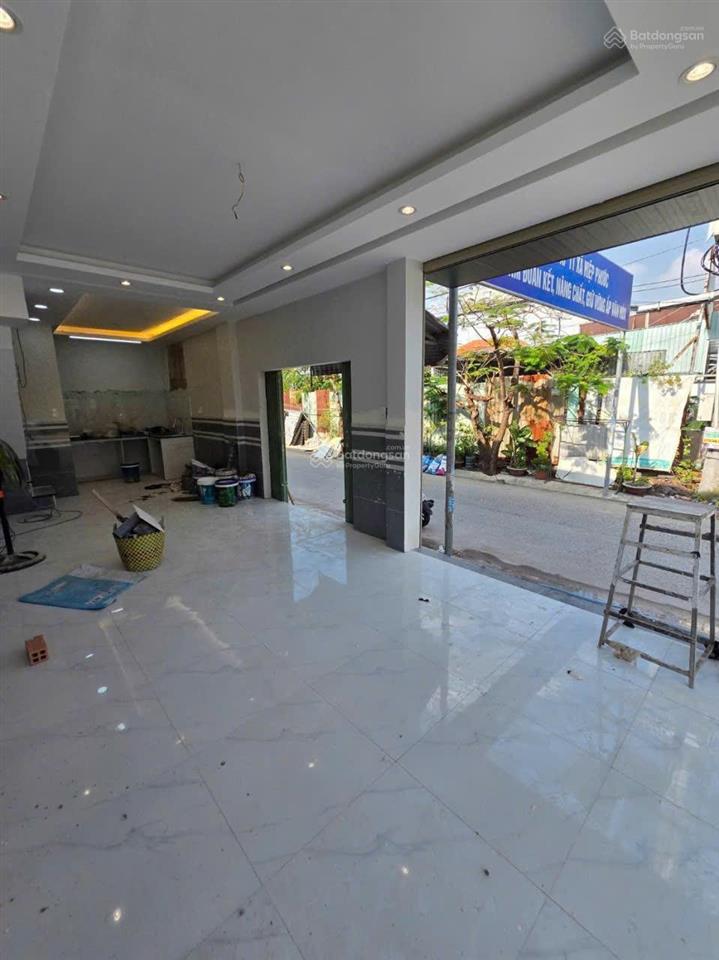 Bán nhà đsh góc mt đường lvl nhơn đức nhà bè. dt 3.6x11 xd 1 trệt,1 lầu ,2pn 2wc giá 2ty479. huy