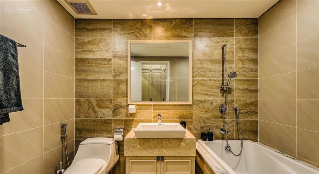 Gấp! giá tốt 2 pn 90m2/ full nội thất/ đảo kim cương/ 10ty630..