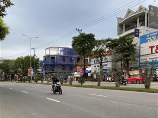 Bán đất 2 mặt tiền (tặng nhà cấp 4) đường lớn. diện tích 163 m2 ( ngang 10m) khu buôn bán sầm uất