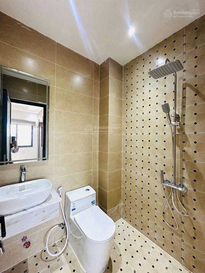 Bán nhà 4 tầng đường thạnh lộc 37, phường thạnh lộc q12 dt72m(5,7*13)giá 6,4tỷ đường trước nhà 5m