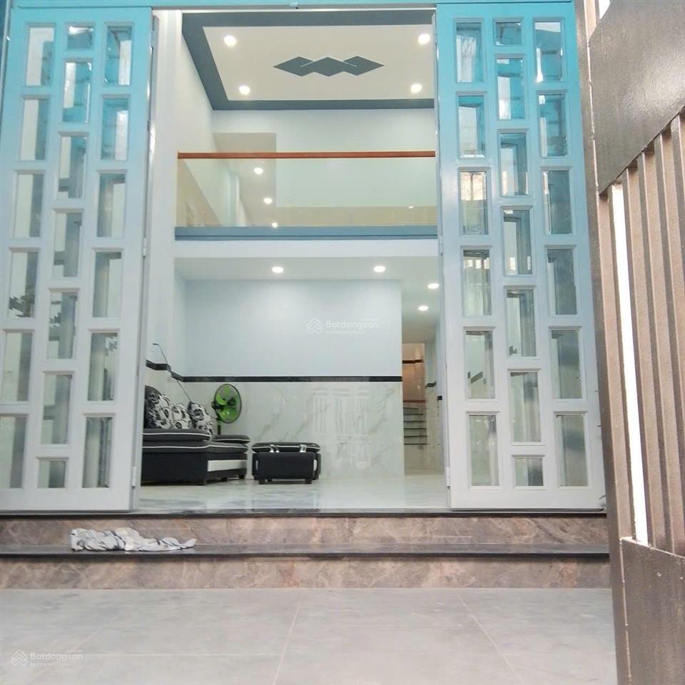 Nhà 2 tầng giáp tân phú gần aeon mall diện tích 4 x 16m kết cấu 2 tầng, 3pn, 2wc hẻm 5m