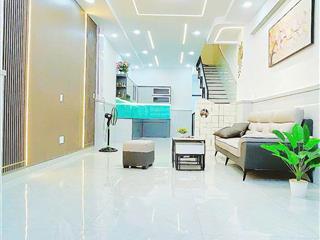 Chủ gấp  giảm sâu còn 5,78 tỷ   nhà đẹp 2 tầng  hẻm ô tô thông