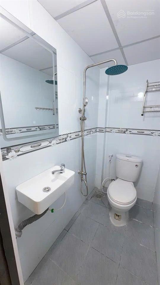 Bình tân  nhà mới 2 tầng  xe tải đỗ cửa