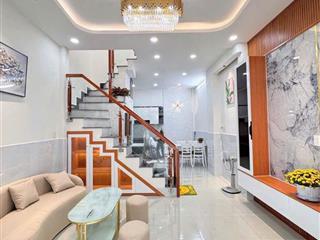 Nhà giá tốt bình tân  chỉ 3,88 tỷ  nhà 2 tầng, 2pn  vào ở ngay  đường 18b, bhh a