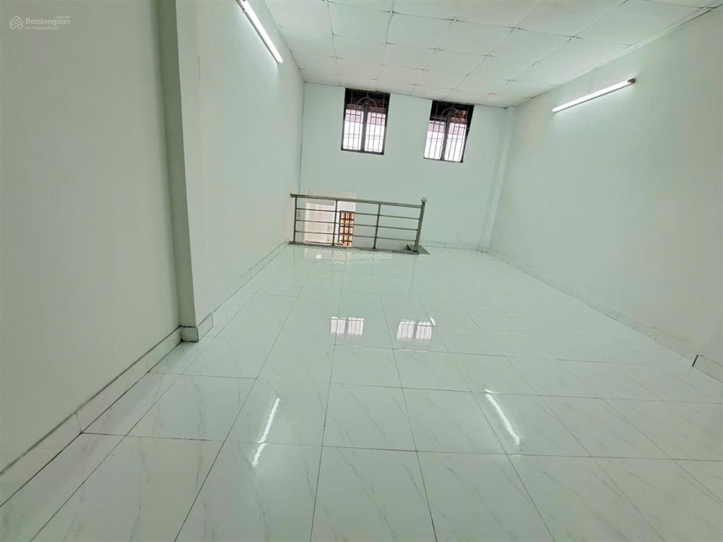 Mặt tiền kinh doanh cây cám cơ hội hiếm