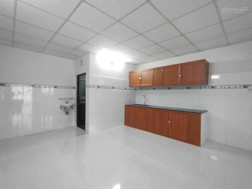 Nhà đẹp hồ văn long chỉ hơn 4 tỷ