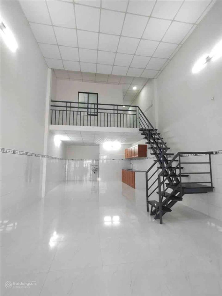 Nhà đẹp hồ văn long chỉ hơn 4 tỷ