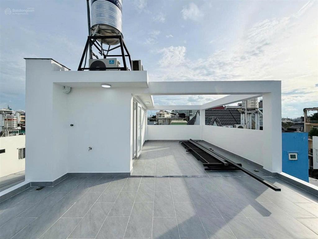 Bán gấp nhà phạm ngọc thạch, p.6, quận 3. giá 3tỷ890 /82m2. đang cho thuê 28 triệu/tháng