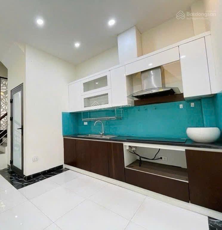 Hiếm! bán nhà lê lợi bà triệu dt 34m2  giá 6tỷ95 , đường trước nhà 3m rộng , ngay gần cầu trắng