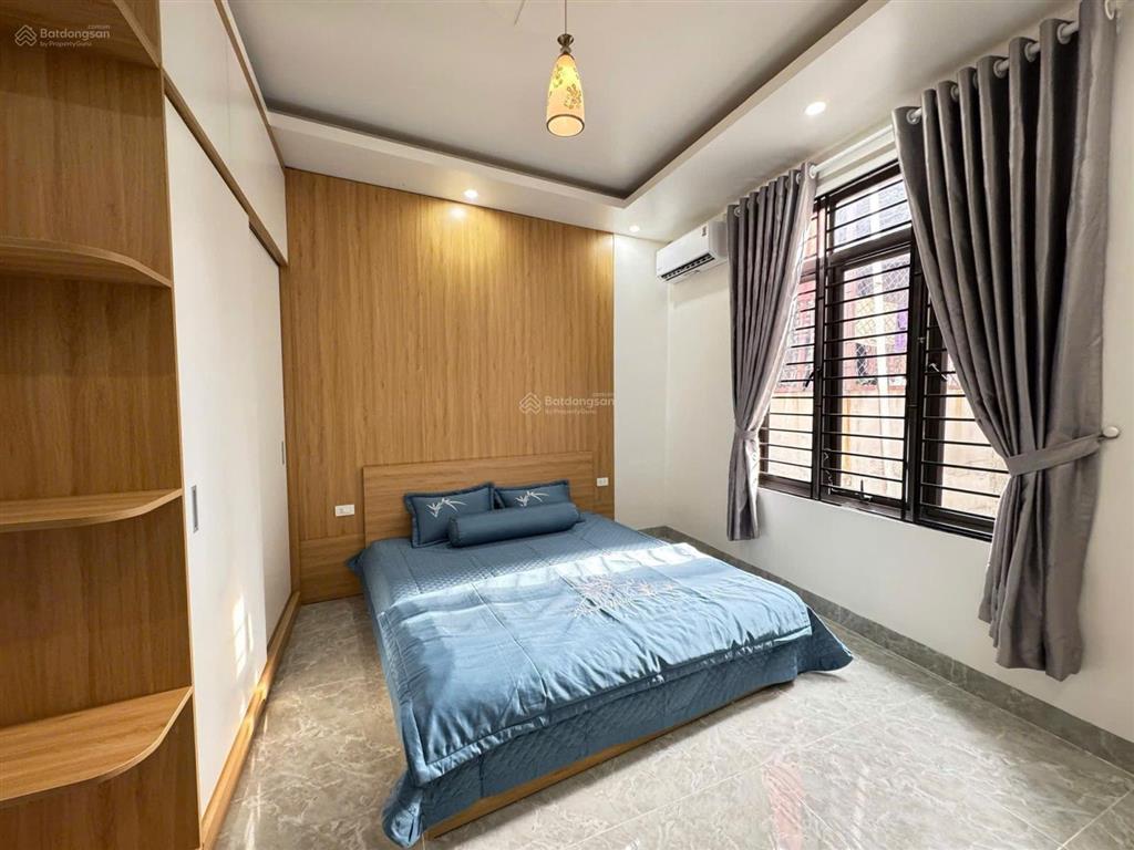 Bán nhà ngay ngã tư hà trì  hà đông dt 35m2  7ty68 , ô tô tránh 20m , ảnh chuẩn 100%