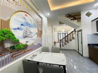 Bán gấp nhà ngay gần kđt đô nghĩa, yên nghĩa dt 46m2  3tỷ8, nhà mới, có sân cổng cực tiện