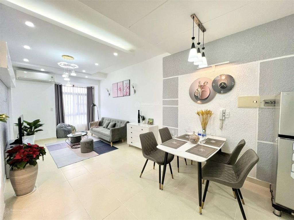 Chủ cần xoay vốn gửi bán cc sunview town thủ đức diện tích 70m2, 2pn/2wc, shr lâu dài