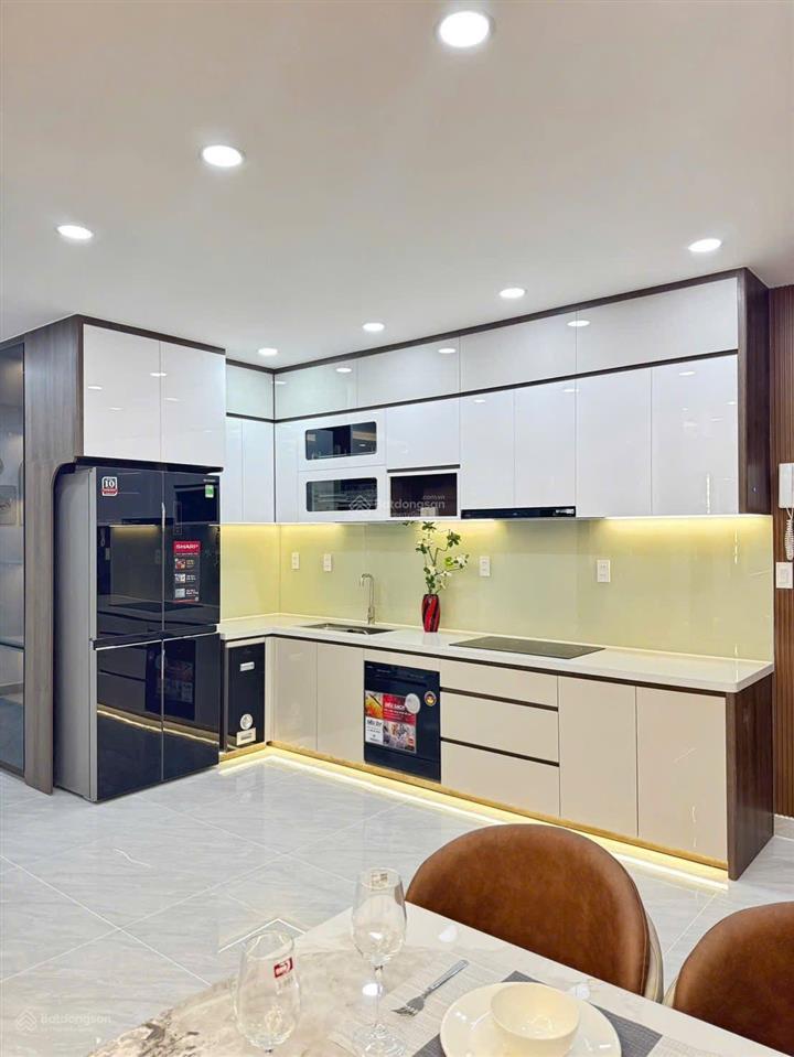 Chính chủ bán nhanh căn urban green giá 1 tỷ 840 dt 78m2 2pn,2wc,full nội thất cơ bản,sổ hồng riêng