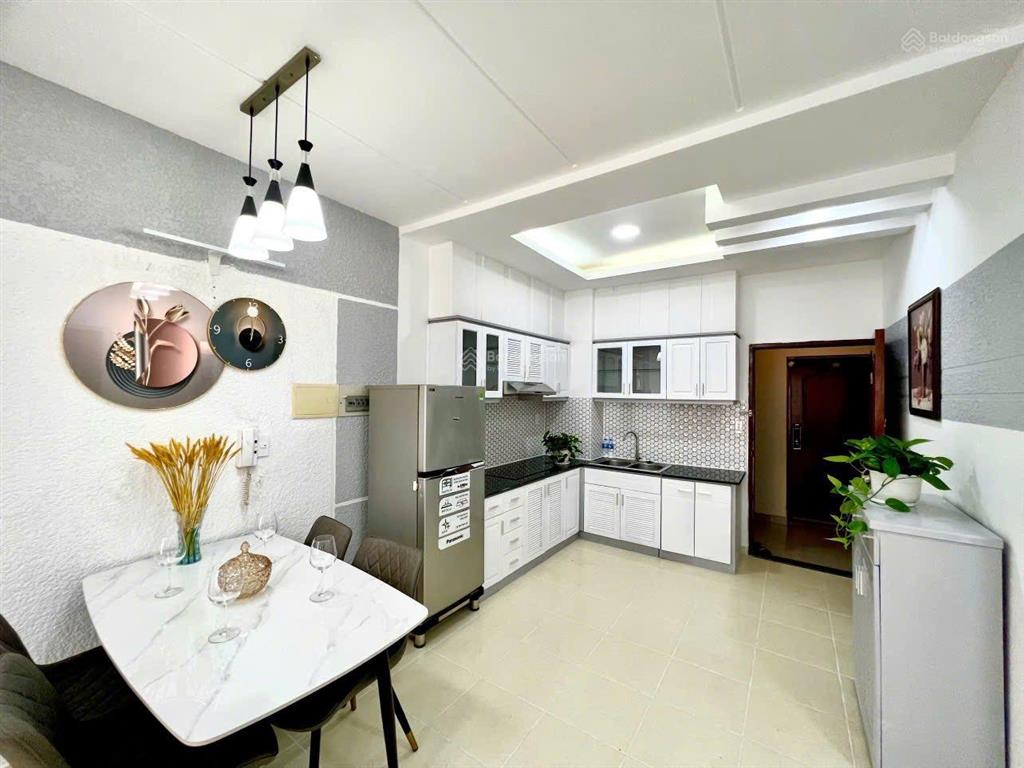 Chính chủ gửi bán căn hộ lavita garden q. thủ đức, 2pn/2wc dt 68m2, đầy đủ nt, shr