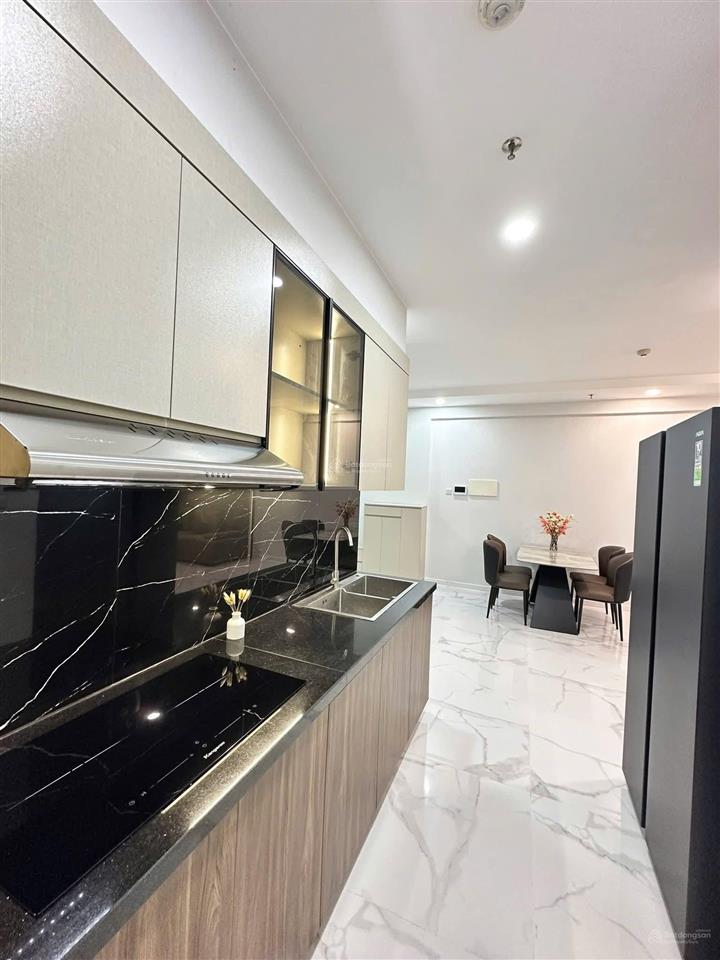 Cần bán nhanh ch lữ gia plaza giá tốt, dt 75m2,2pn/2wc, có bancon, đầy đủ nt, shr chính chủ