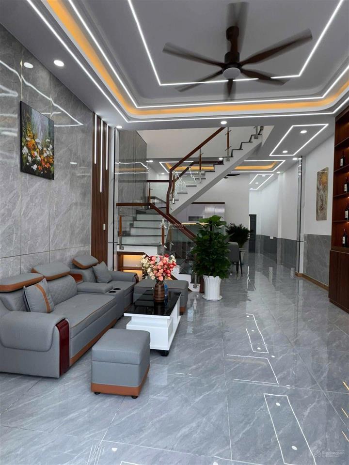 Nh thanh lý nhà hẻm 1/ đường đoàn nguyễn tuấn gần chợ hưng long  bình chánh