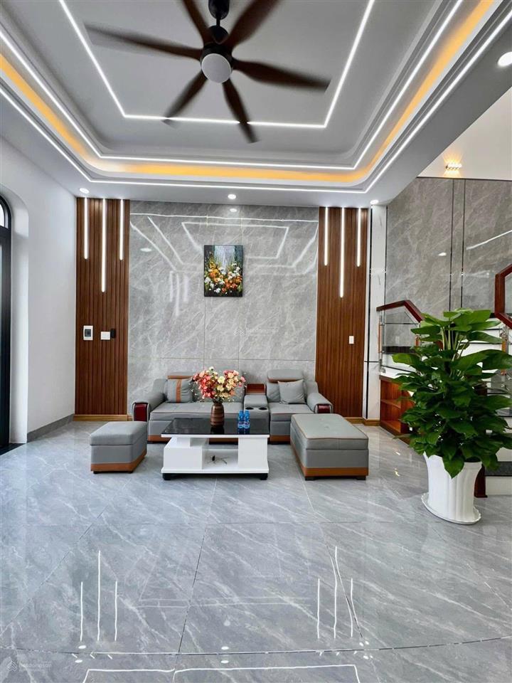 Nh thanh lý nhà hẻm 1/ đường đoàn nguyễn tuấn gần chợ hưng long  bình chánh