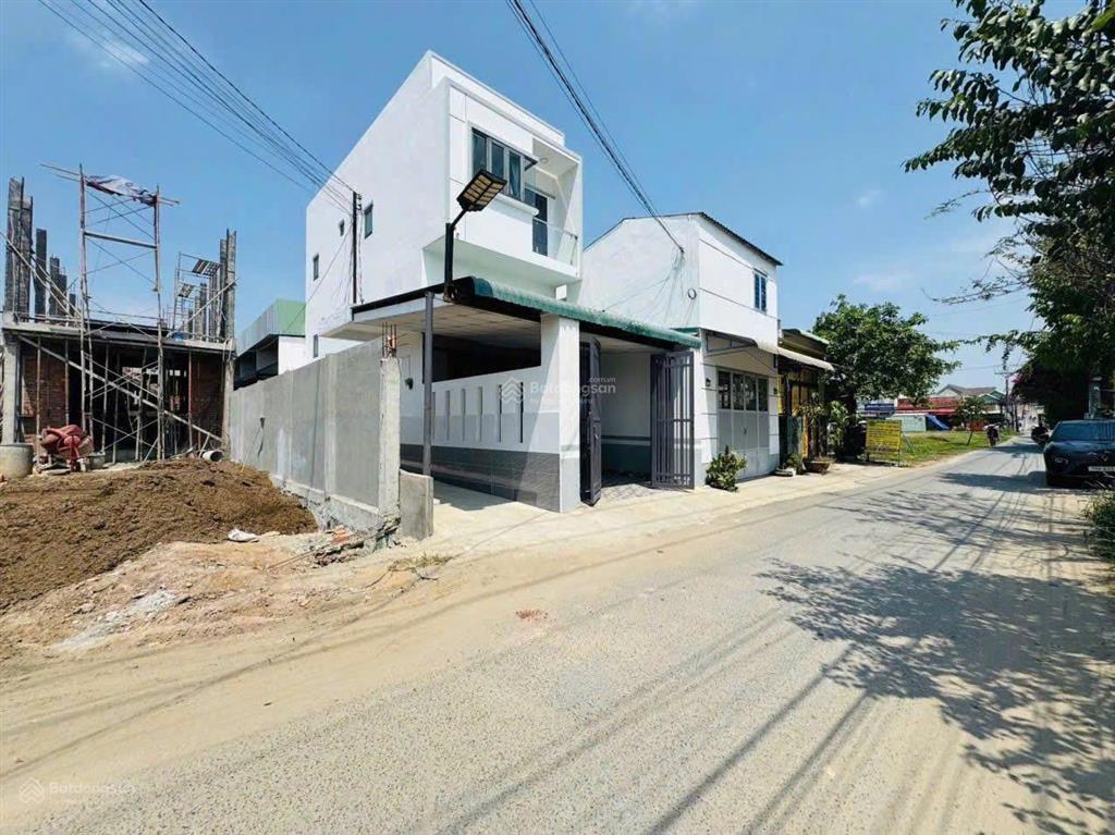 Bán gấp dãy trọ 14 phòng 2,4tỷ, 300m2 đường dương đình cúc,tân nhựt,bình chánh, hcm,chính chủ