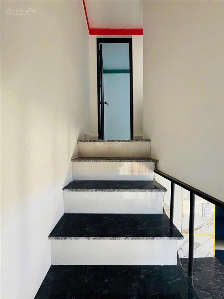 Bán gấp dãy trọ 14 phòng 2,4tỷ, 300m2 đường dương đình cúc,tân nhựt,bình chánh, hcm,chính chủ