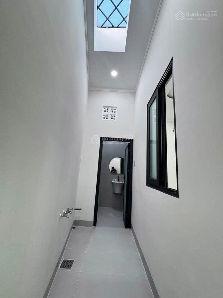 Thanh lý nhà cấp 4 gần chợ qui đức  sổ hồng riêng