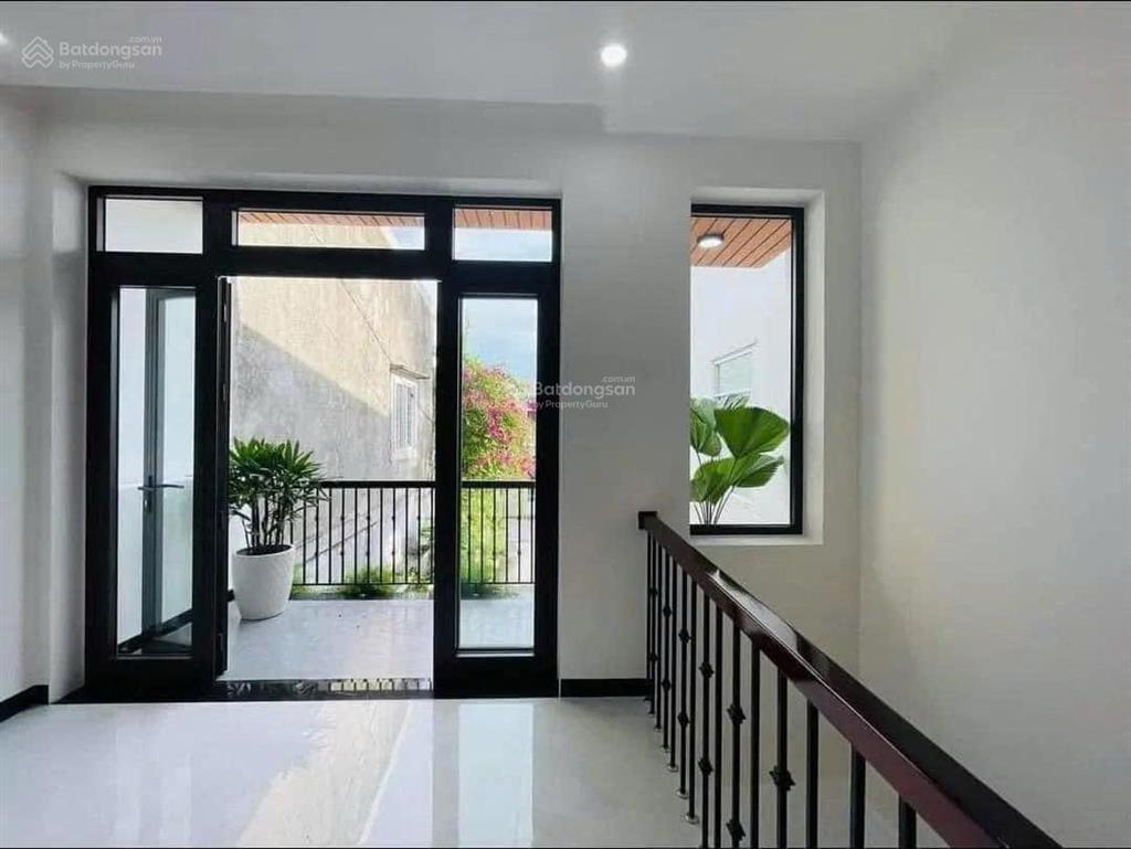 Chính chủ gửi nhà 1 trệt 1 lầu đường bông sao quận 8