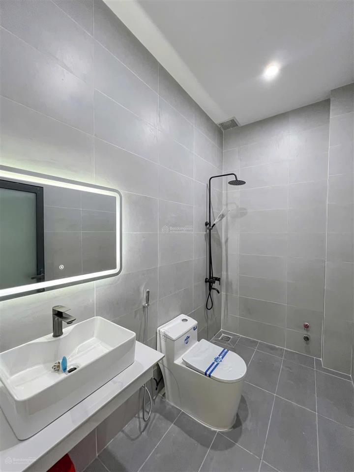 Chính chủ gửi nhà 1 trệt 1 lầu đường bông sao quận 8