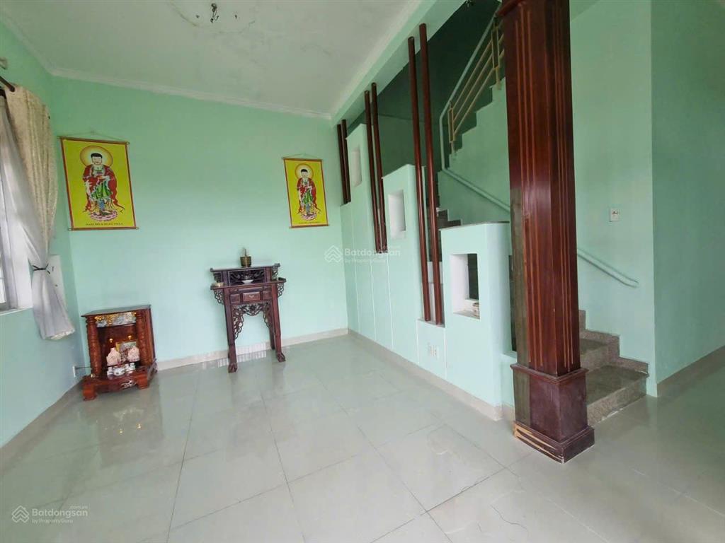 Chính chủ bán nhà xã qui đức bình chánh  202m2 gần bến xe hưng long
