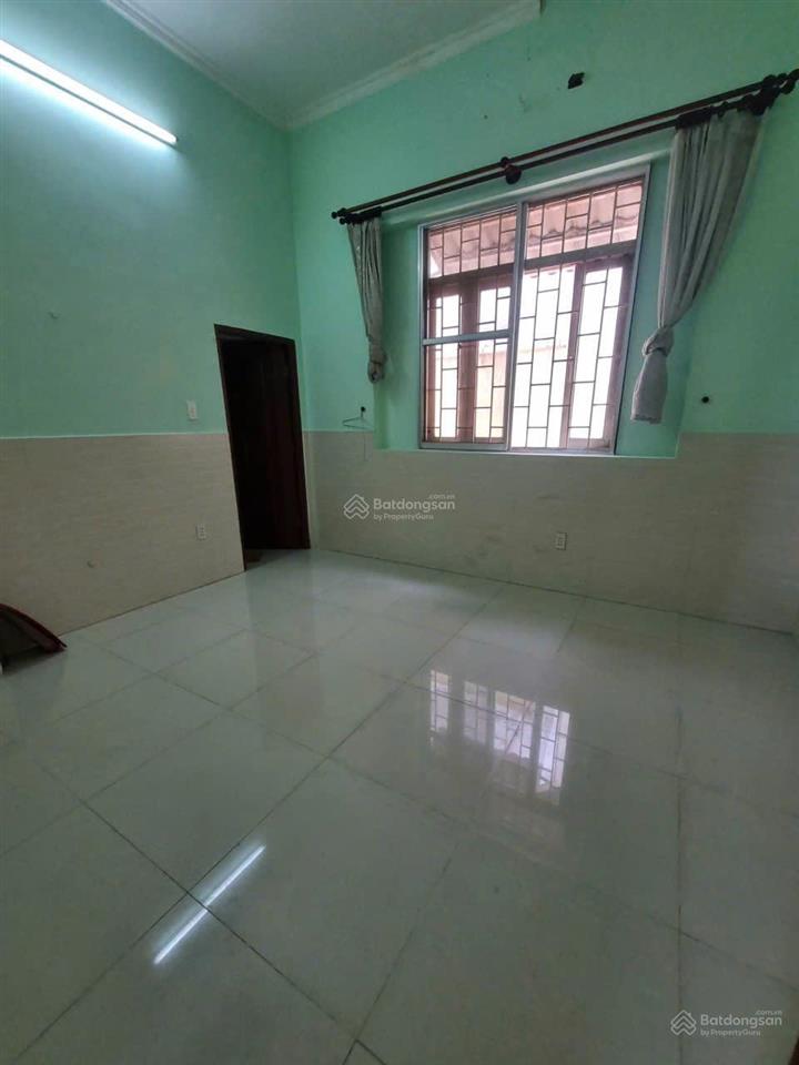 Chính chủ bán nhà xã qui đức bình chánh  202m2 gần bến xe hưng long