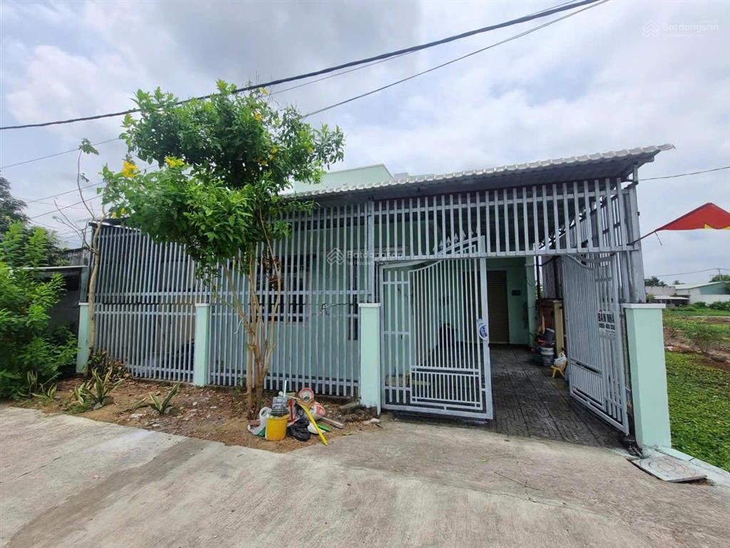 Chính chủ bán nhà xã qui đức bình chánh  202m2 gần bến xe hưng long