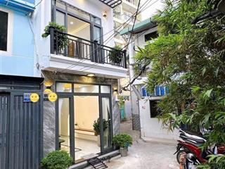 Cần thanh lí gấp căn nhà kế bên trường tiểu học nguyễn công trứ q8