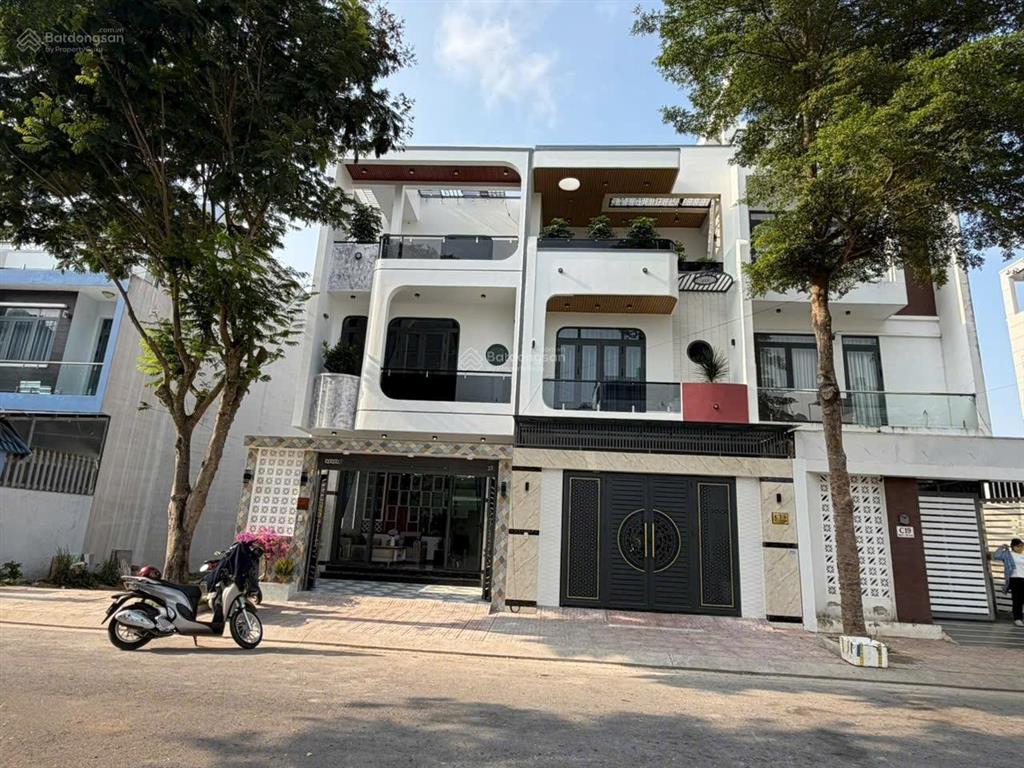 Bán nhà gần kdc phong phú, xã phong phú cũ nay là xã bình hưng