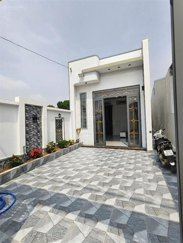 Cô chú đang cần bán gấp nhà cấp 4 ở đường phạm thế hiển