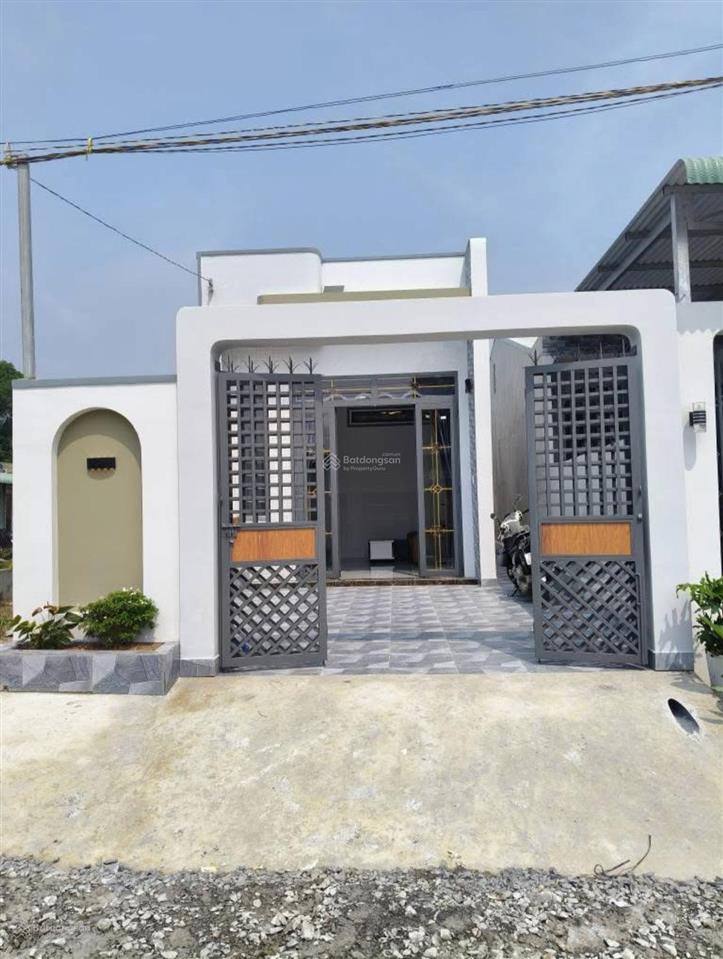 Cô chú đang cần bán gấp nhà cấp 4 ở đường phạm thế hiển