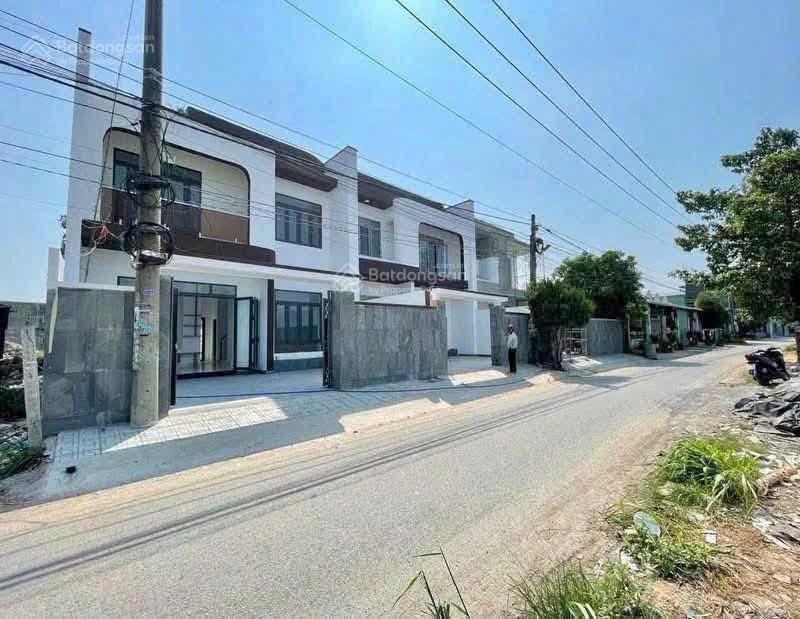 Cô chú cần bán gấp nhà hẻm 1/ đường lê thành phương, phường 15, quận 8