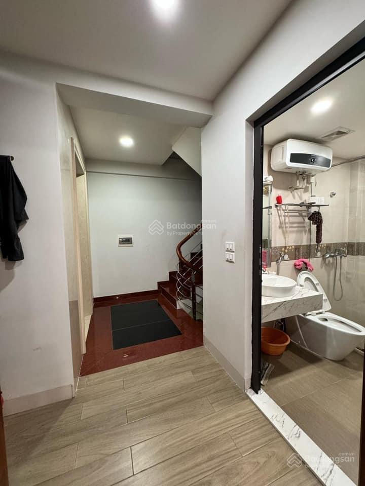 Bán nhà phân lô hoàng cầu  đống đa, 55m2  mt 6m  6 tầng thang máy  ô tô tránh, giá 19.5 tỷ