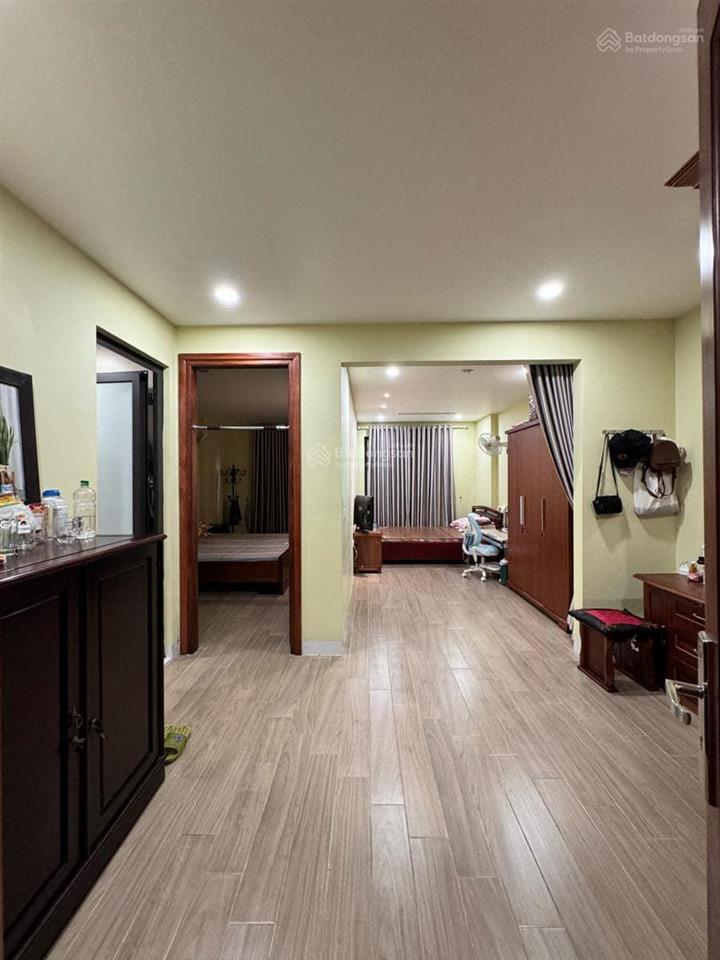 Bán nhà phân lô hoàng cầu  đống đa, 55m2  mt 6m  6 tầng thang máy  ô tô tránh, giá 19.5 tỷ