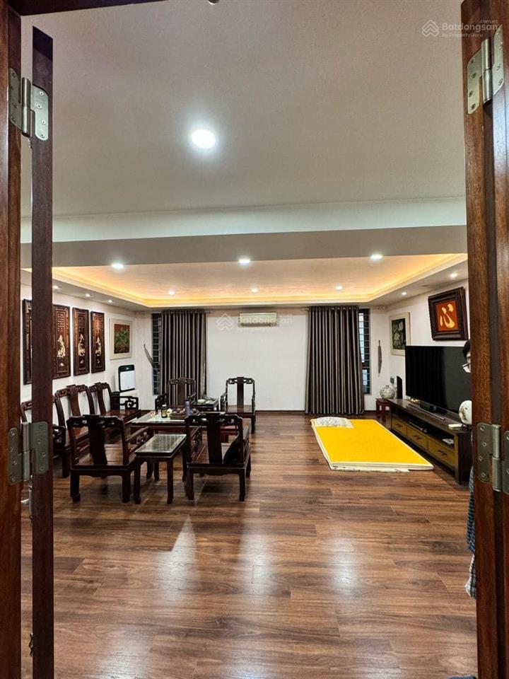 Bán nhà phân lô hoàng cầu  đống đa, 55m2  mt 6m  6 tầng thang máy  ô tô tránh, giá 19.5 tỷ
