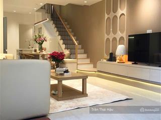 Nhà đẹp emart phan văn trị,3 tầng, 4pn, hẻm xe hơi, nhỉnh 8