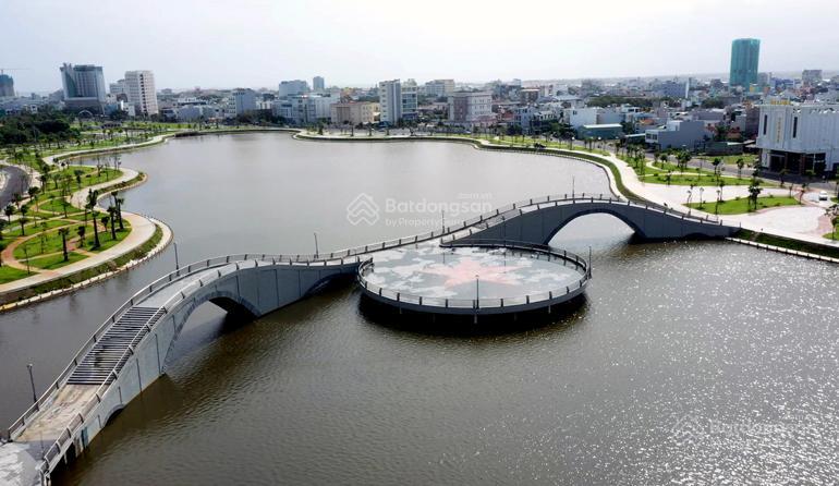 Nhà mặt tiền trần phú 5x25m,phố kinh doanh đắt giá nhất tuy hoà,mới 100%,gần biển,vincom,apec