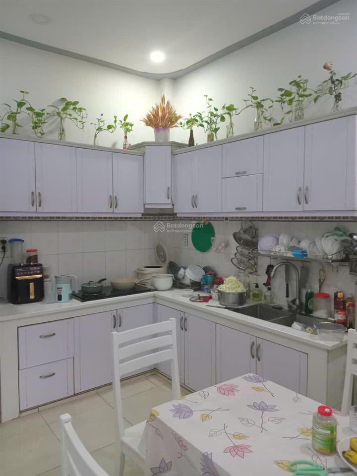 Mặt tiền 127 m2 hẻm xe tải 11 tỷ 200 triệu