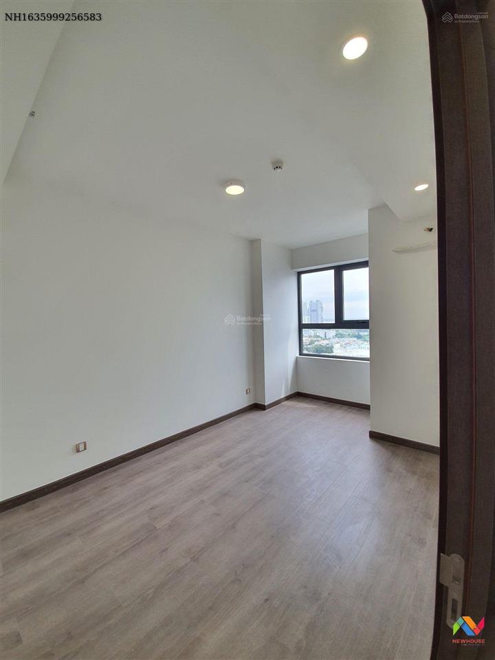 Căn hot  q7 boulevard  2pn 2wc  70m2  giá 3.850 (97%+vat)