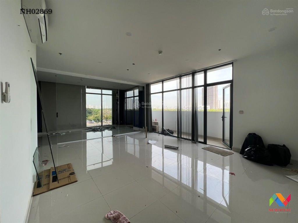 Cho thuê officetel q7 boulevard, 70m2, căn góc, giá 11 triệu
